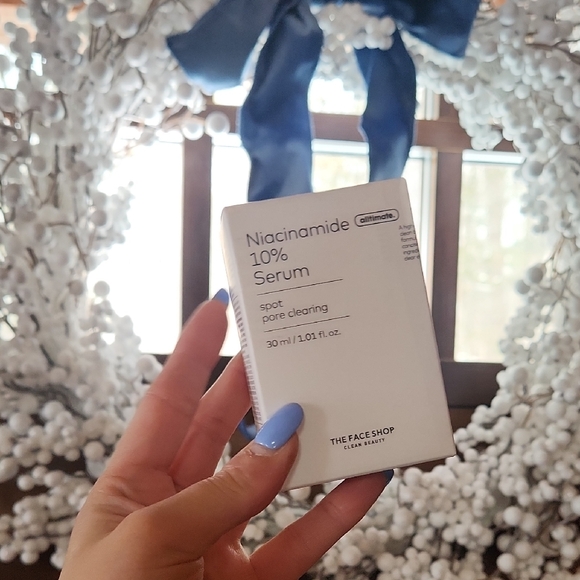 The Face Shop K Beauty Niacinamide 10% Serum - Picture 3 of 4